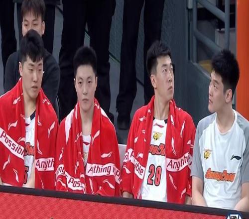 火箭队高射,手受伤,伊森机会上,333体育网址,333体育平台,333体育官网app,333体育官网登录